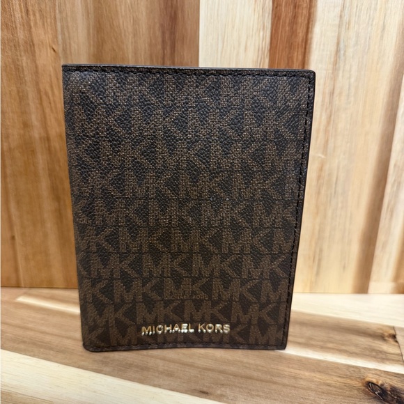 Michael Kors Dark Brown Card Holder - Picture 1 of 3
